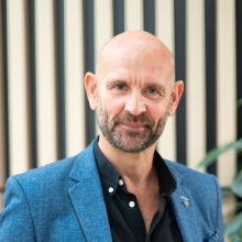 Rob Edwards Profile Photo